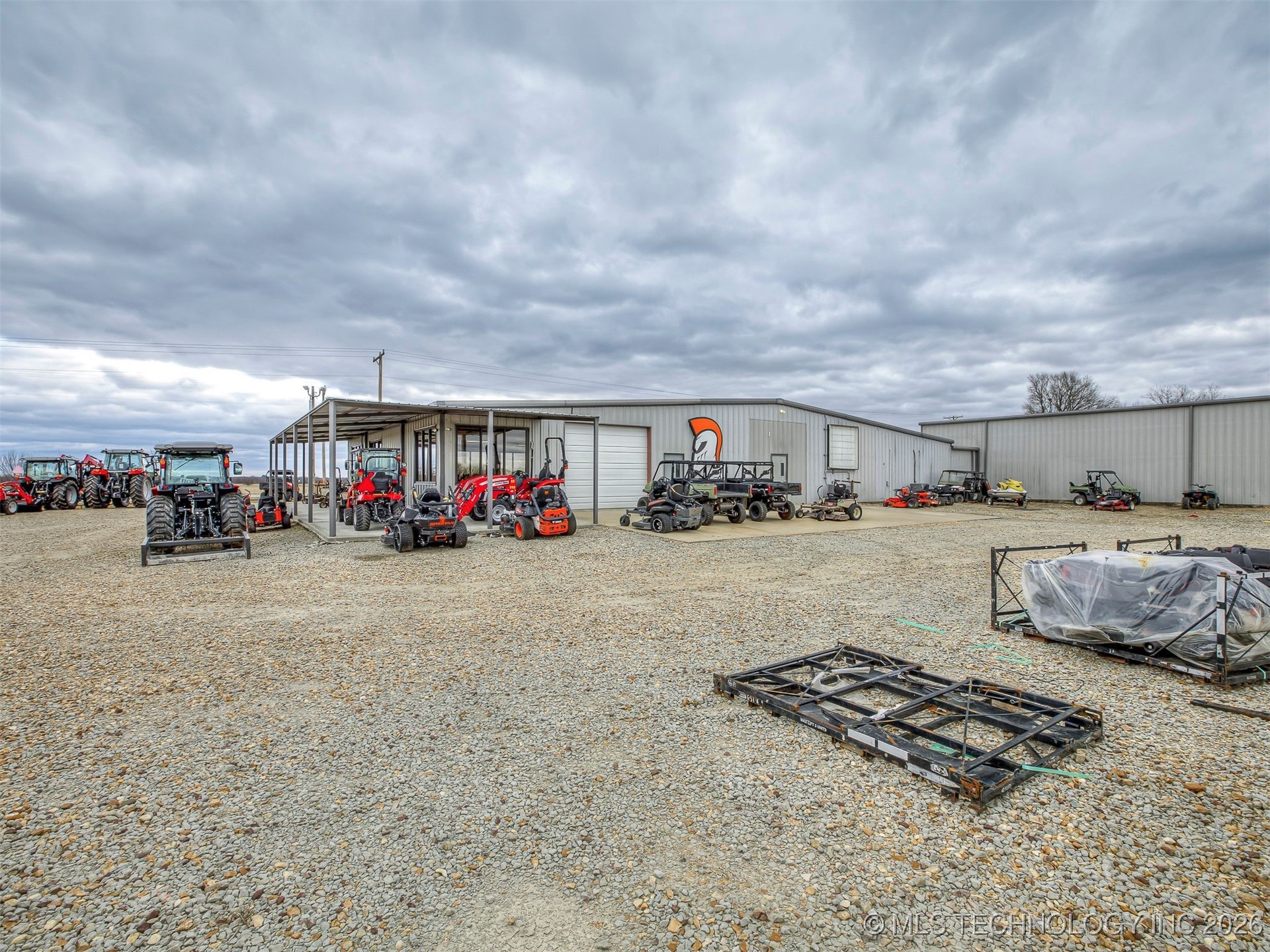 2238 N Broadway Property Photo 56