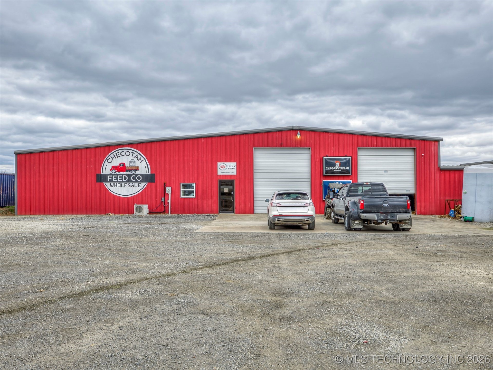 2238 N Broadway Property Photo 60