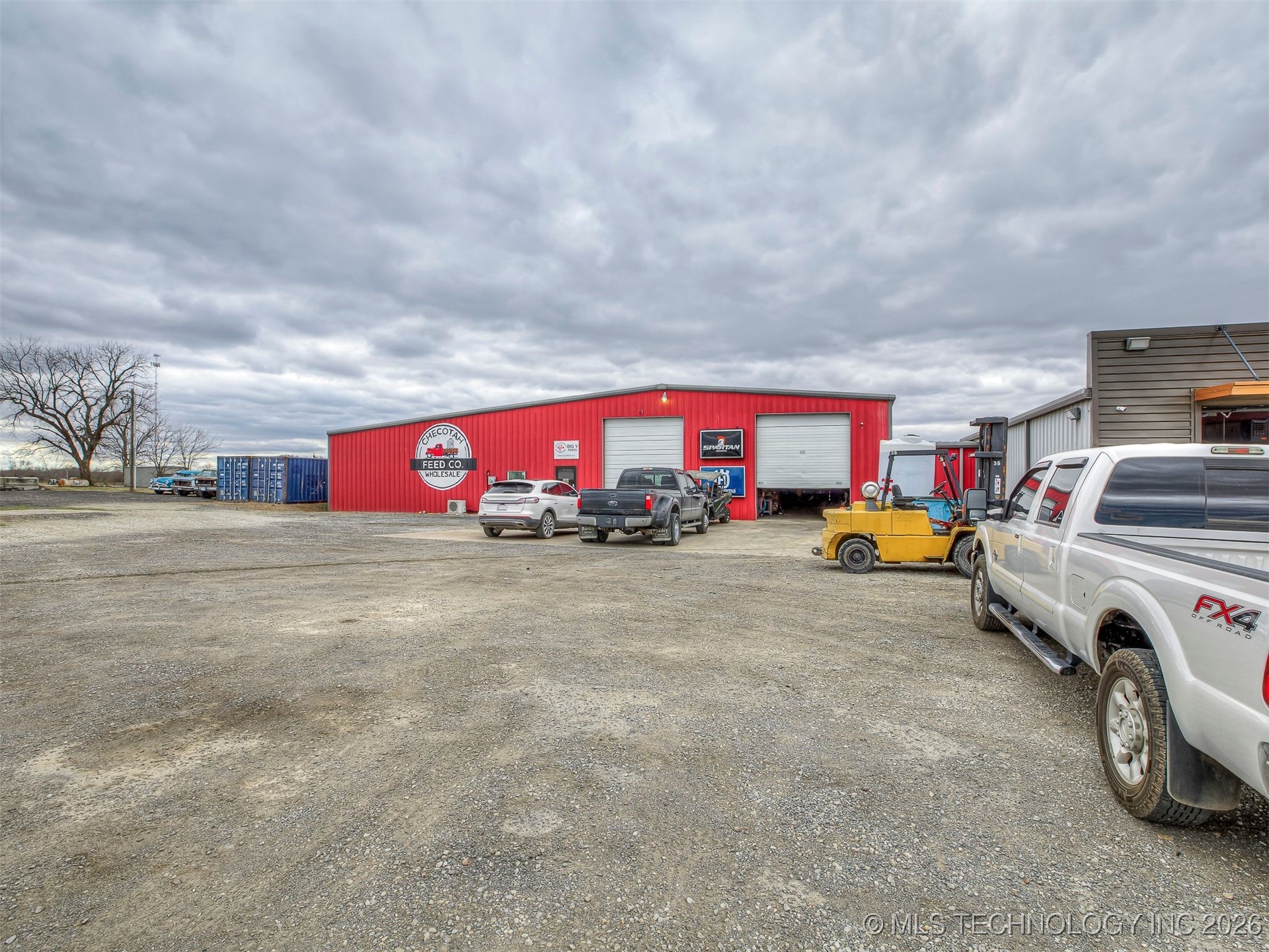 2238 N Broadway Property Photo 61