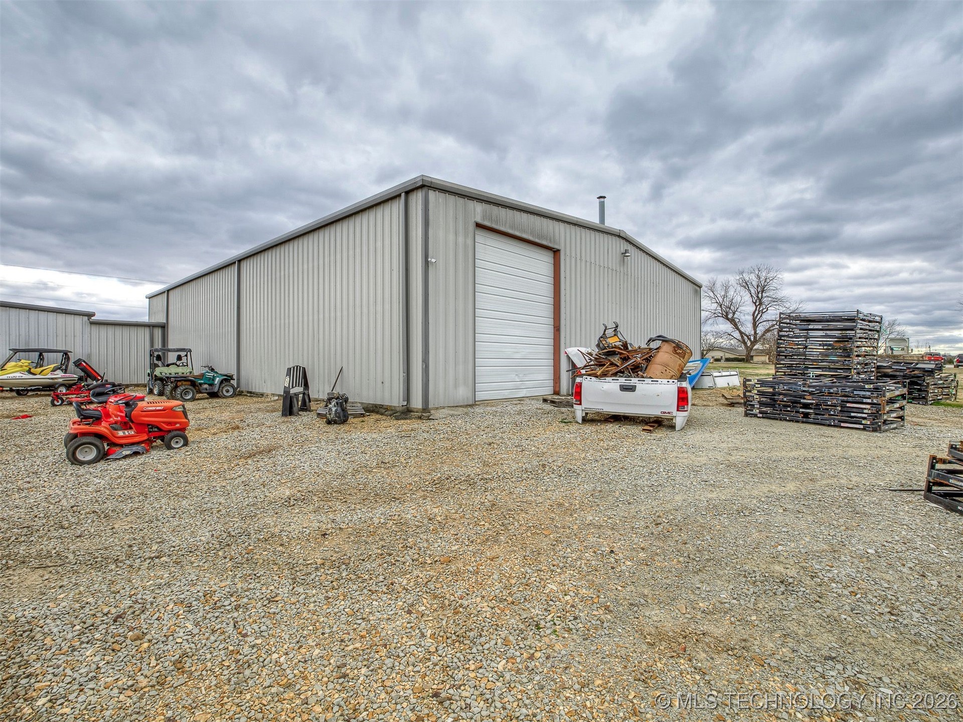 2238 N Broadway Property Photo 64