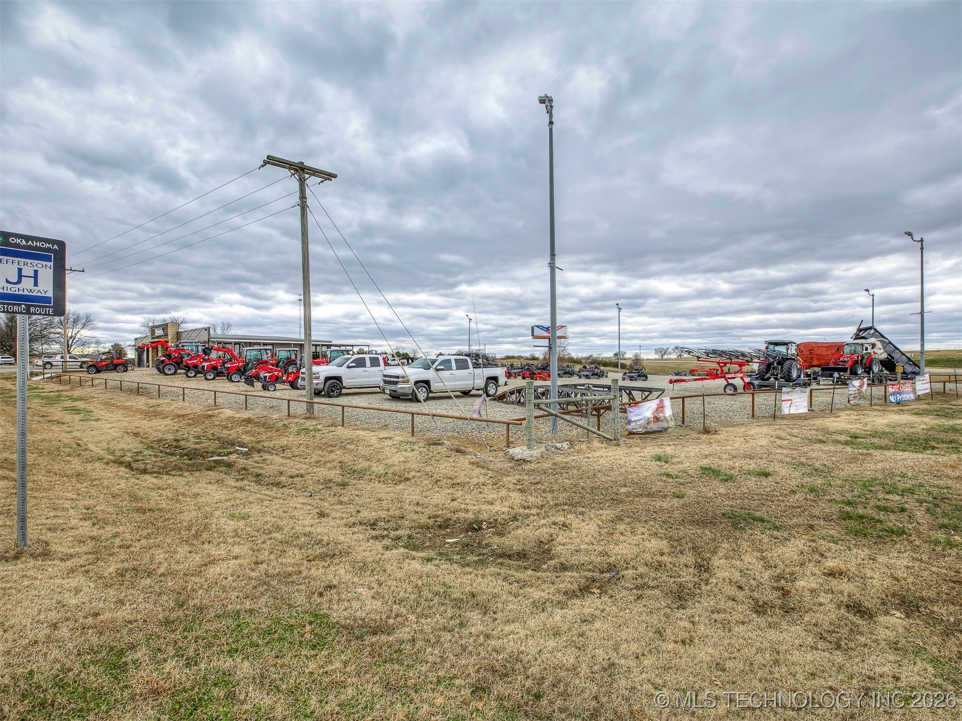 2238 N Broadway Property Photo 67