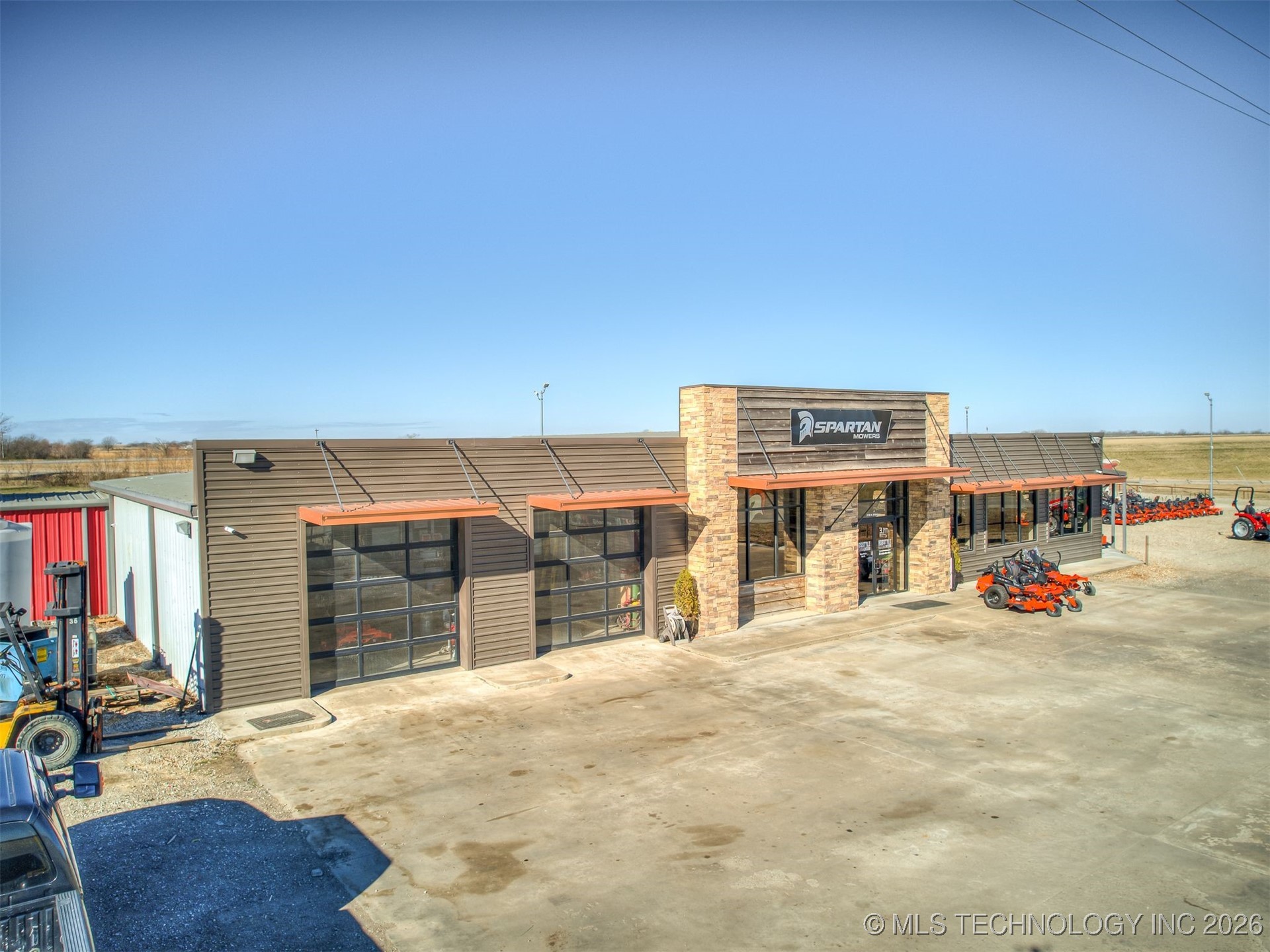 2238 N Broadway Property Photo 70