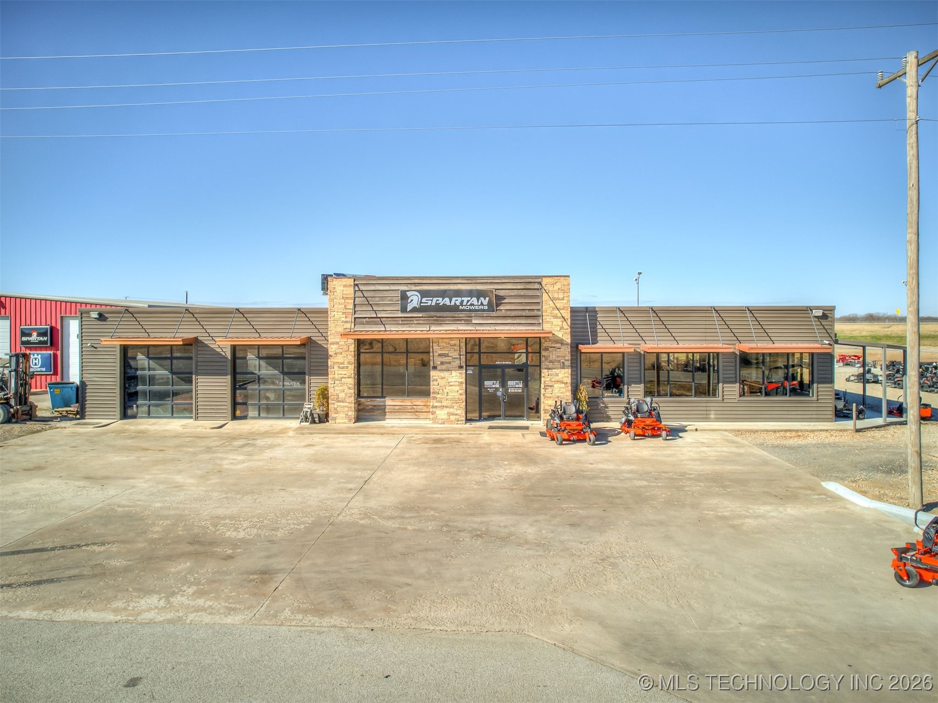 2238 N Broadway Property Photo 71