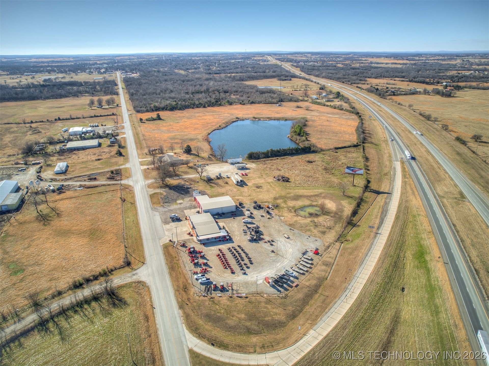 2238 N Broadway Property Photo 93