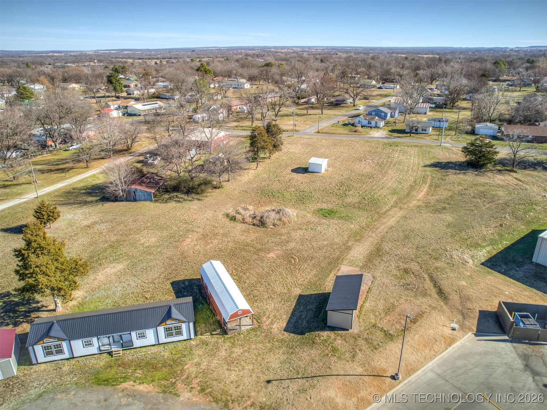 1107 W Gentry Avenue Property Photo 39