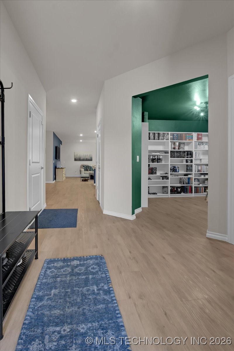 4623 S Chestnut Avenue Property Photo 7