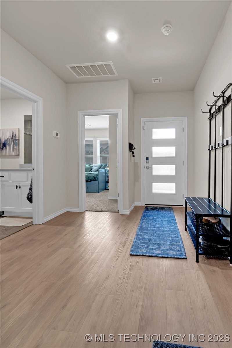 4623 S Chestnut Avenue Property Photo 8