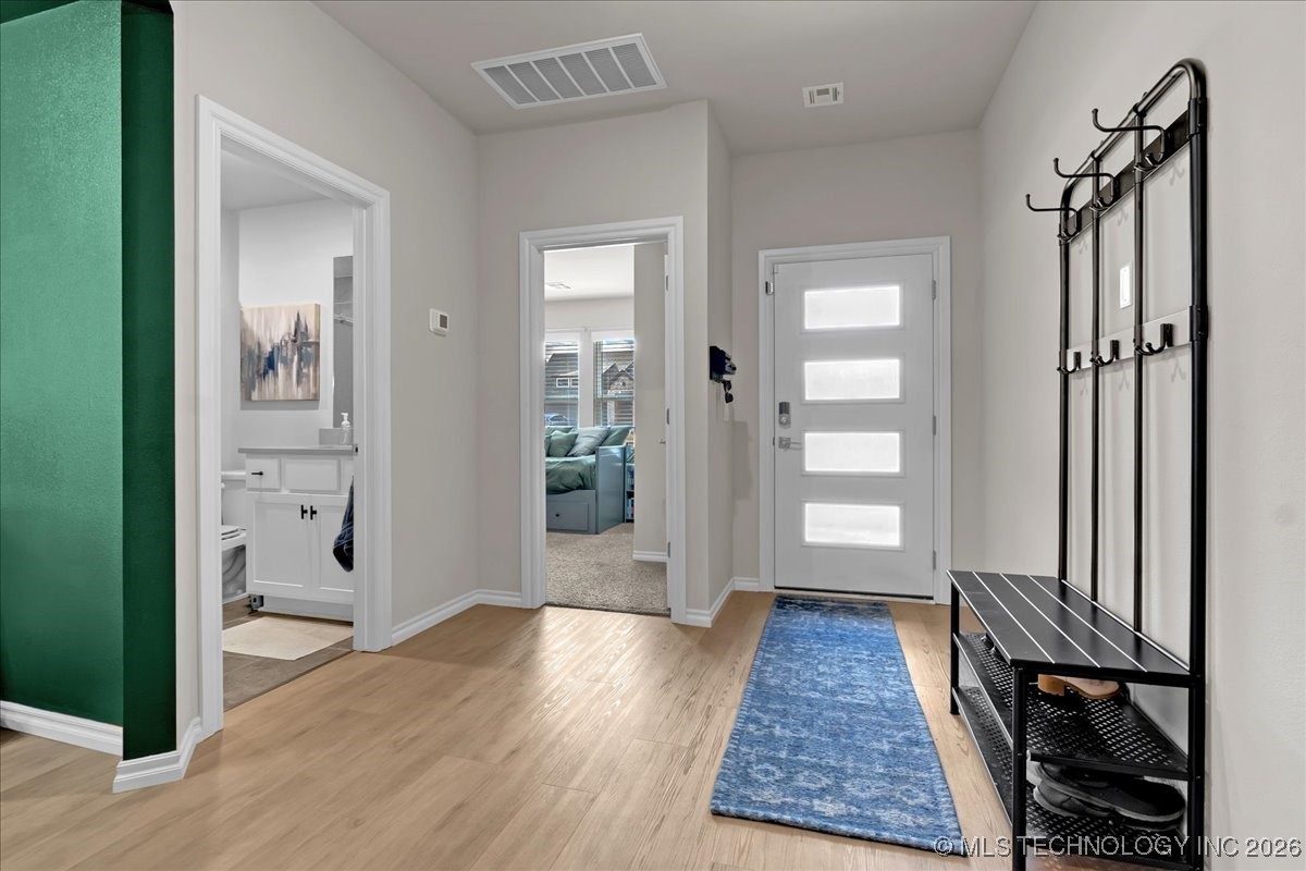 4623 S Chestnut Avenue Property Photo 9