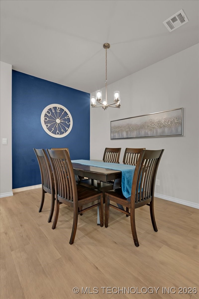 4623 S Chestnut Avenue Property Photo 15