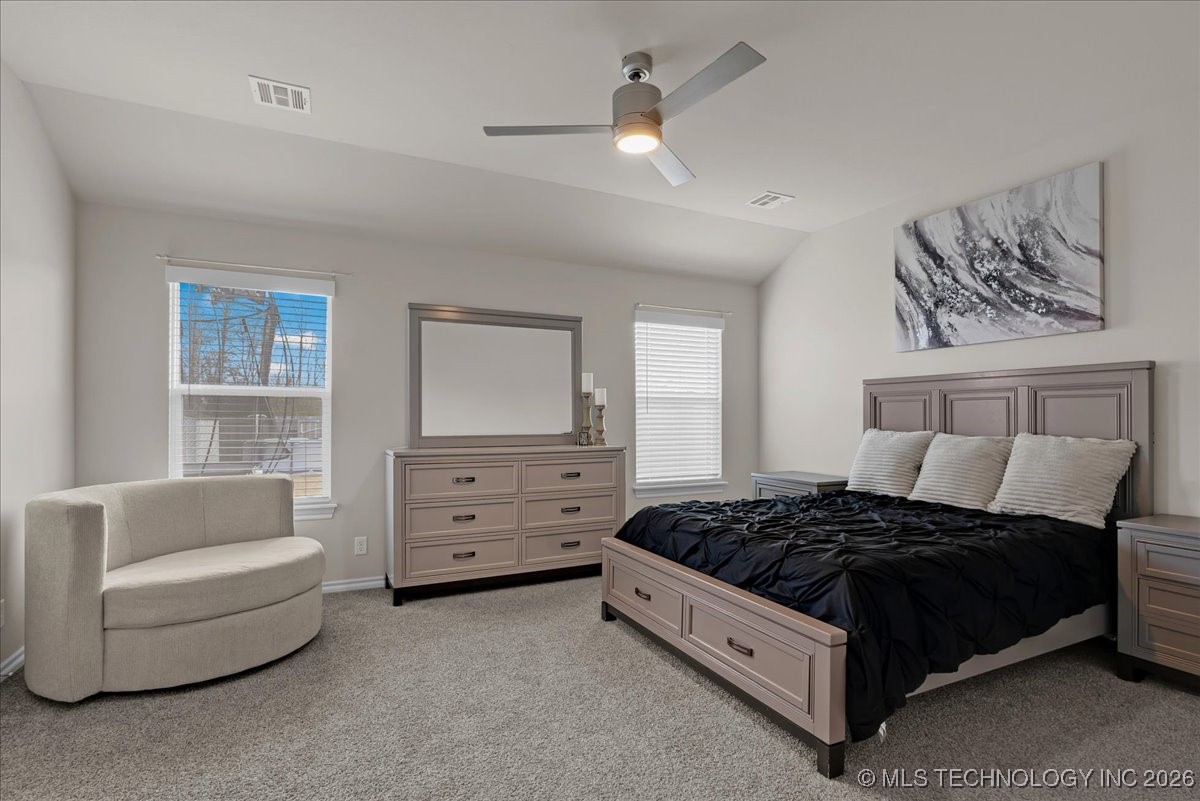 4623 S Chestnut Avenue Property Photo 33