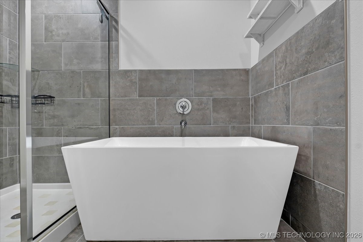 4623 S Chestnut Avenue Property Photo 38