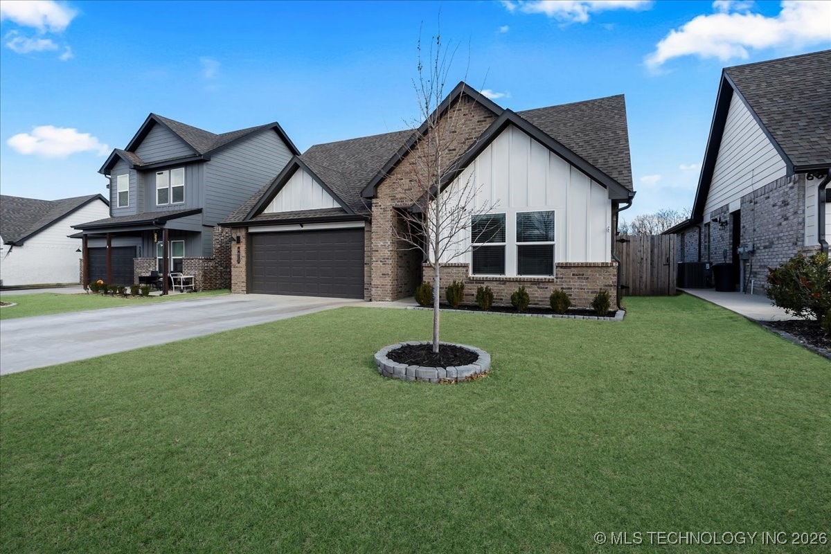 4623 S Chestnut Avenue Property Photo 53