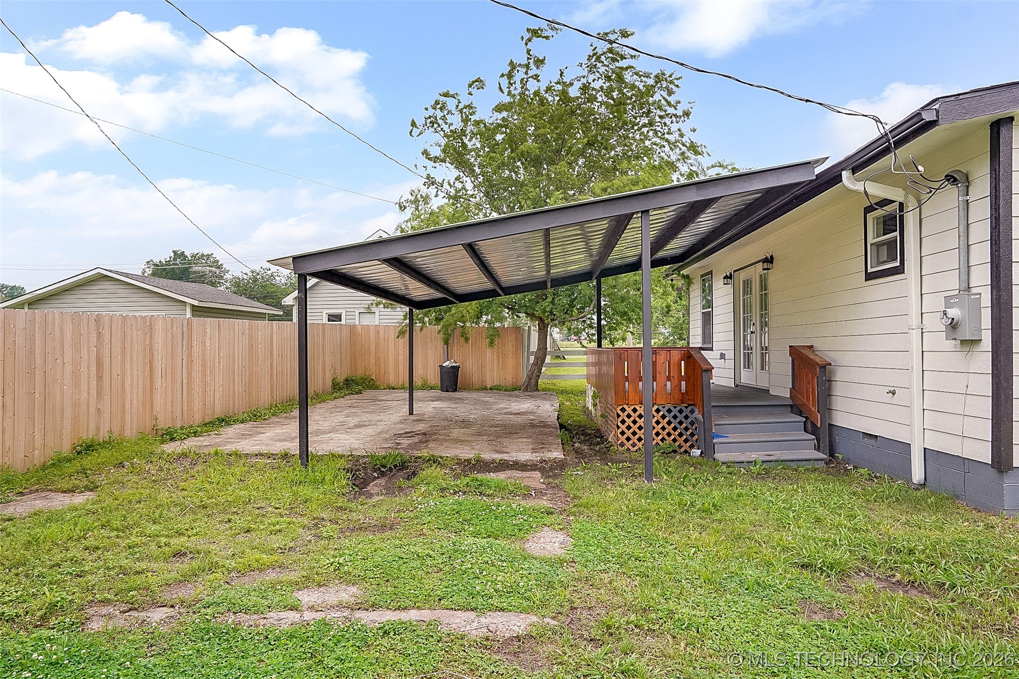 1207 E Broadway Street Property Photo 32