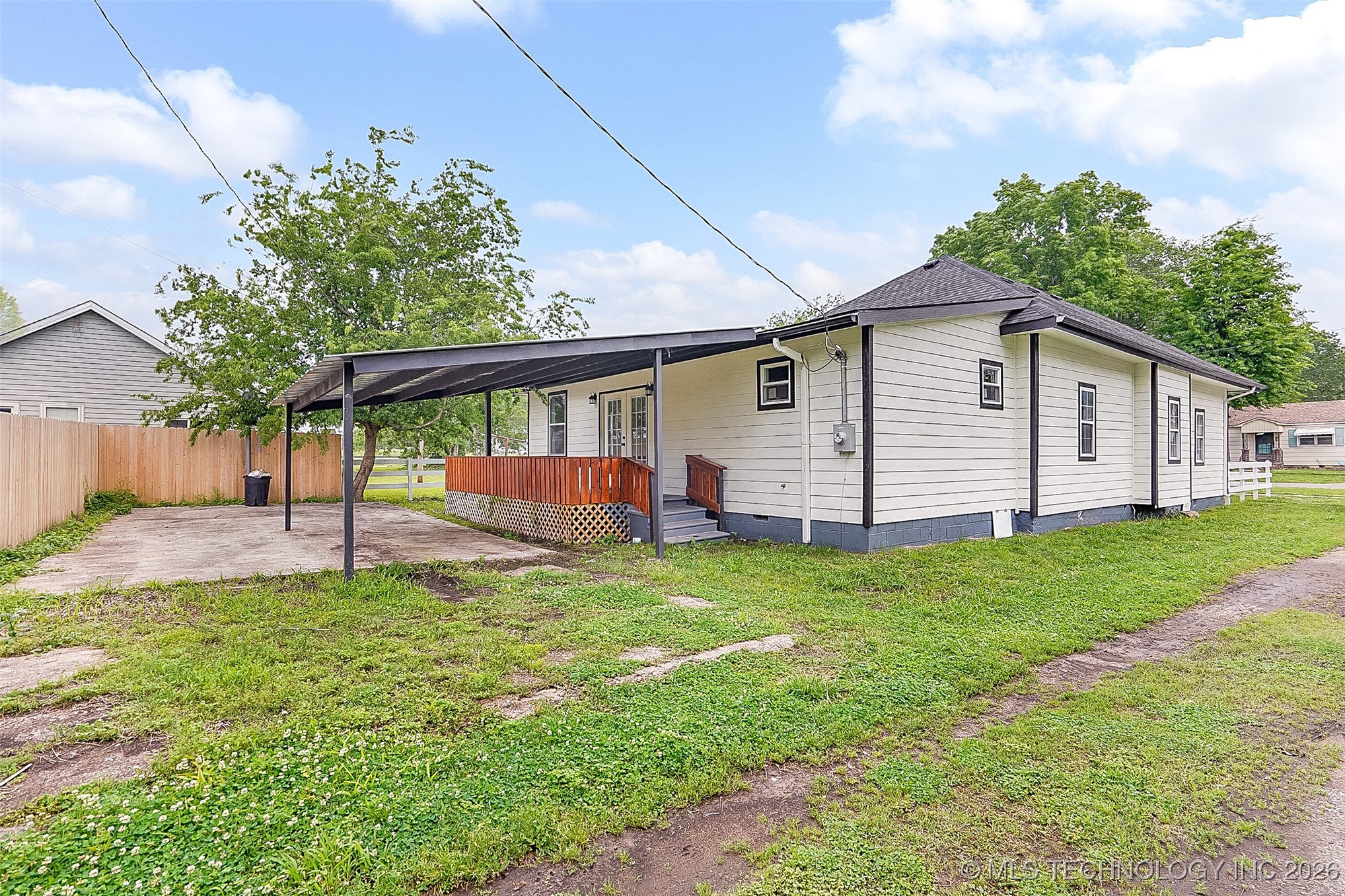 1207 E Broadway Street Property Photo 33