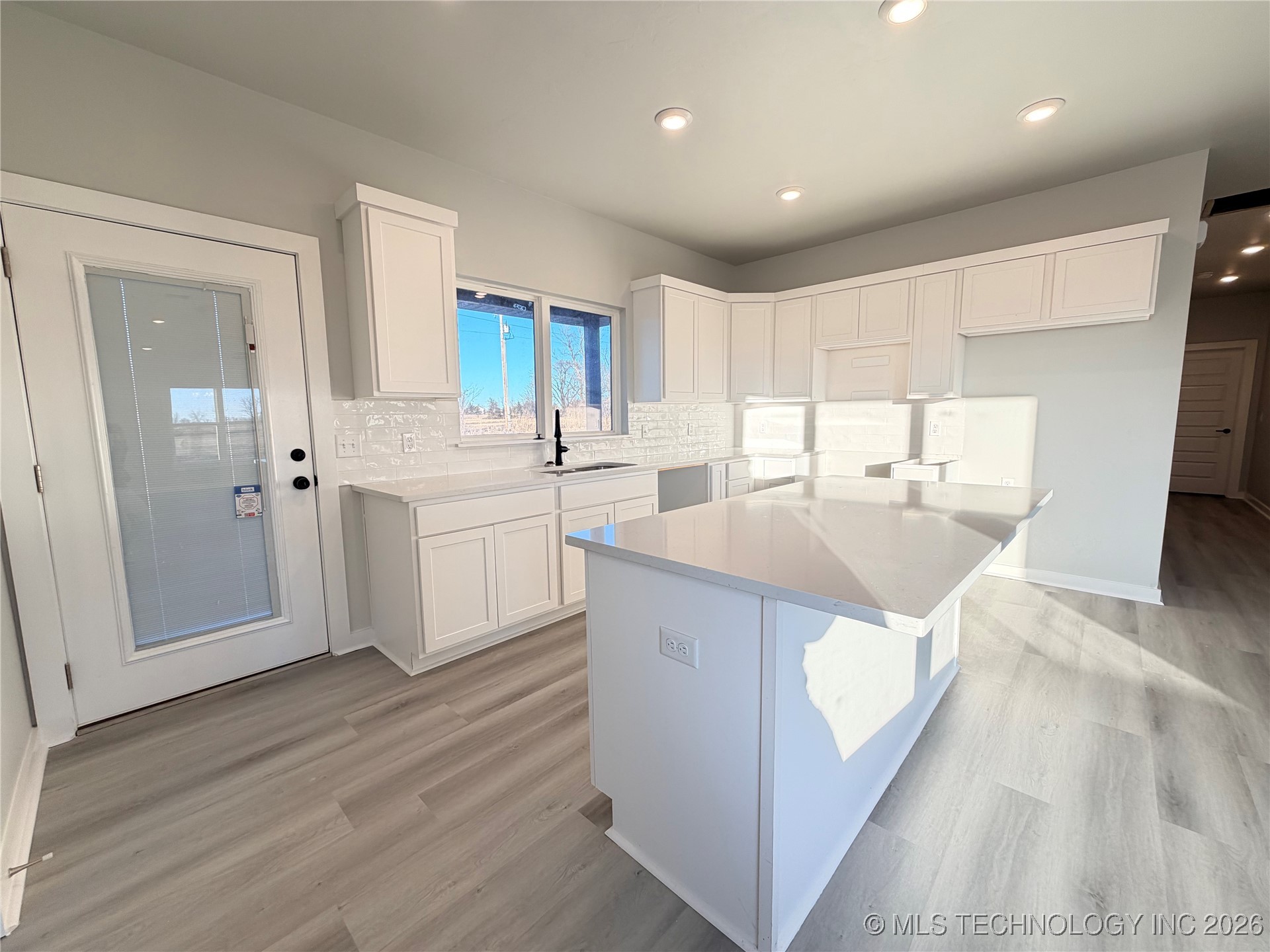 187 W 481 Road Property Photo 9