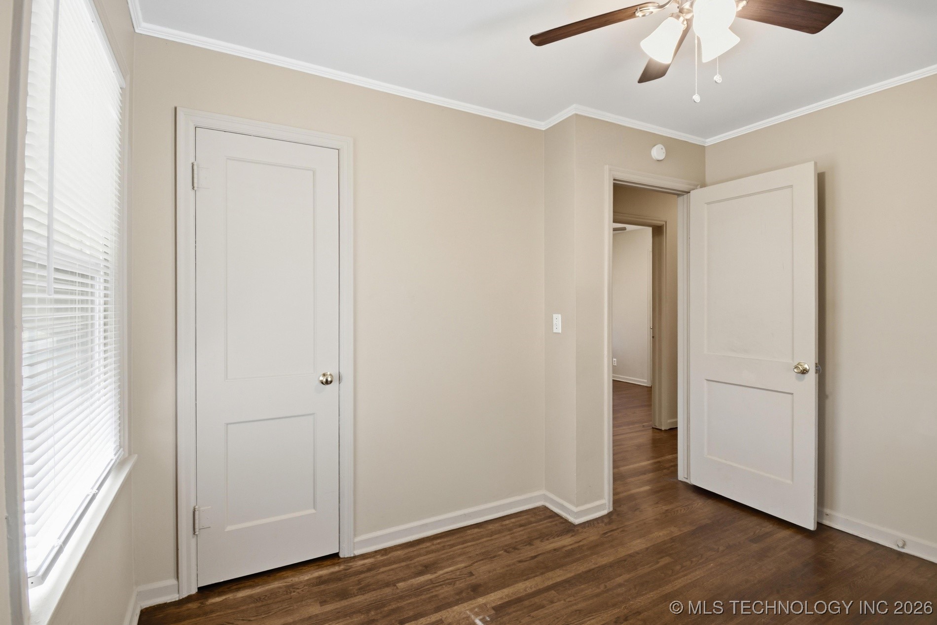 729 N 72nd East Avenue Property Photo 14