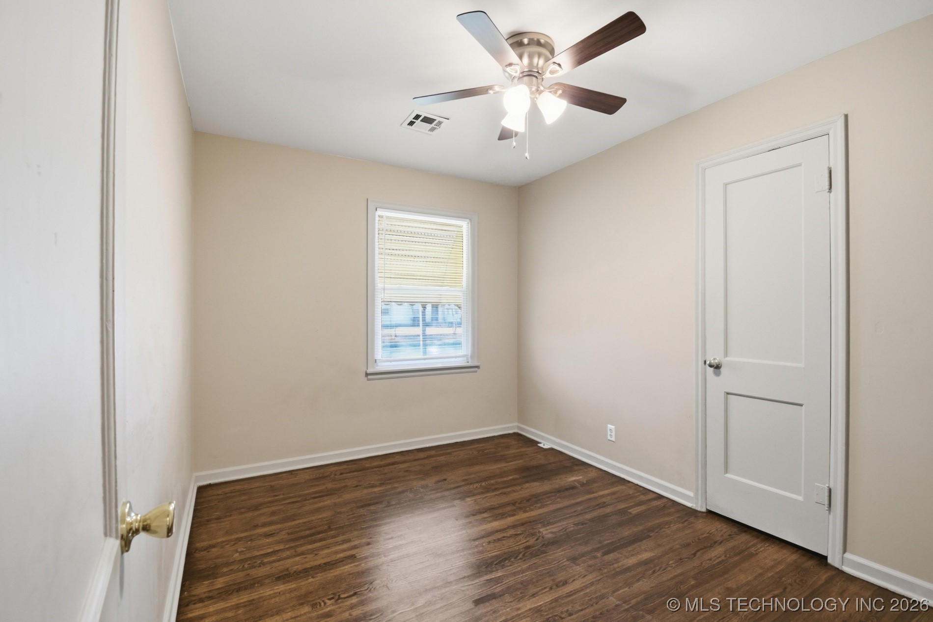 729 N 72nd East Avenue Property Photo 19