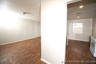 4710 S Fulton Place Property Photo 5