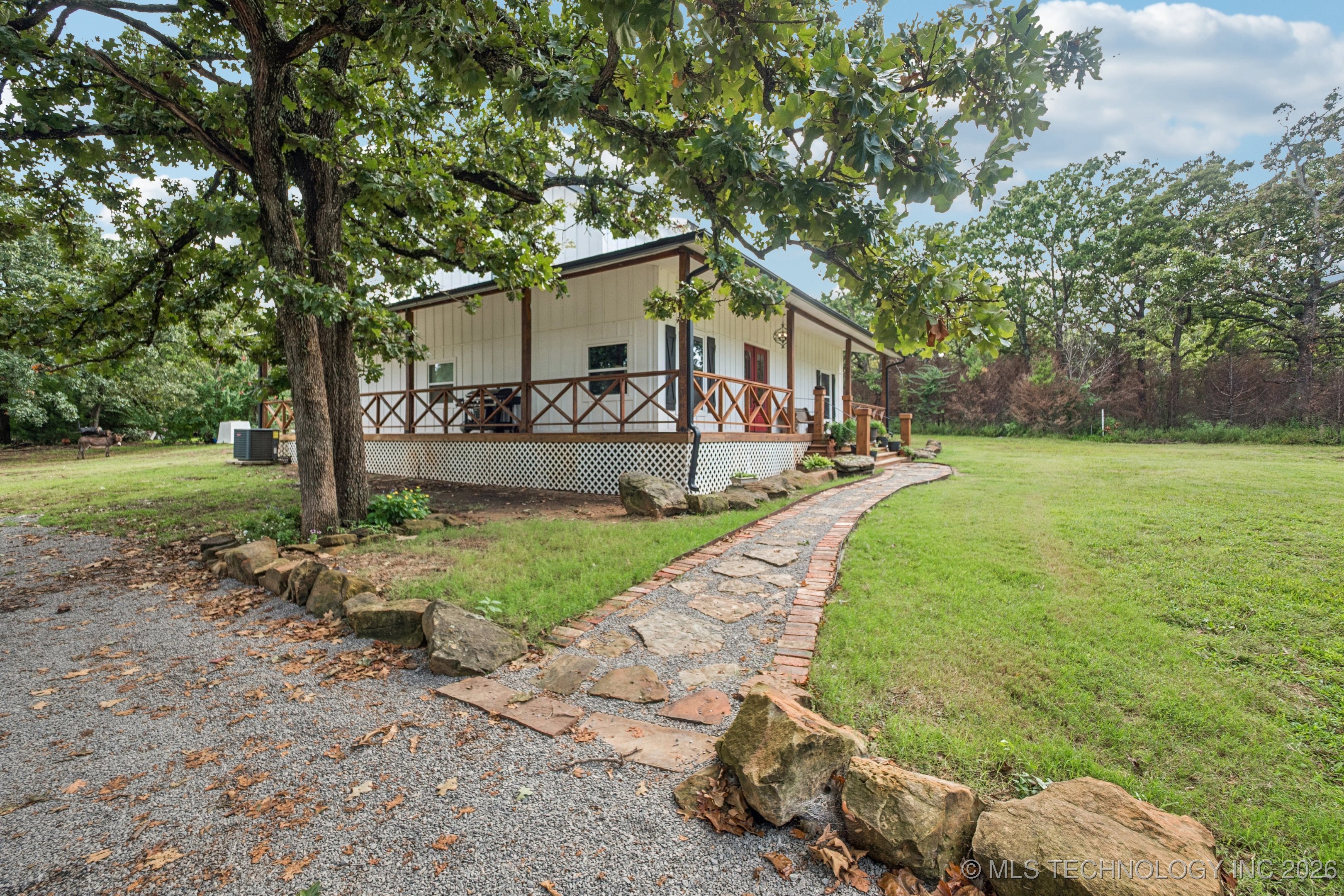 24277 S 497th West Avenue Property Photo 4