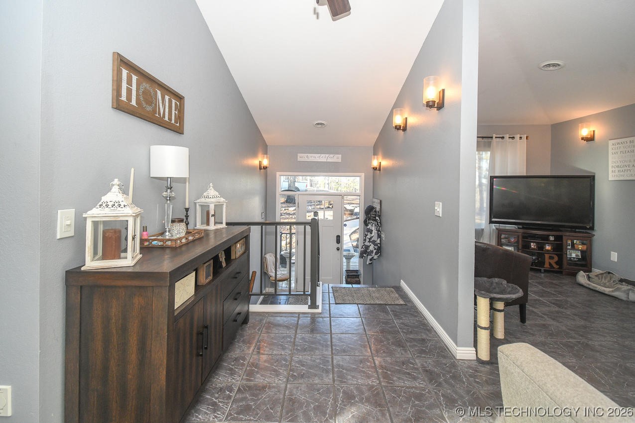 16230 Flint Ridge Drive Property Photo 6