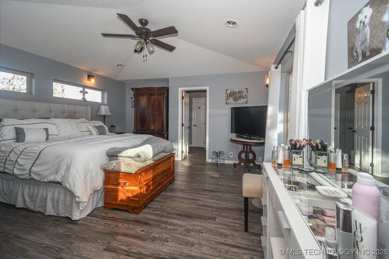 16230 Flint Ridge Drive Property Photo 22