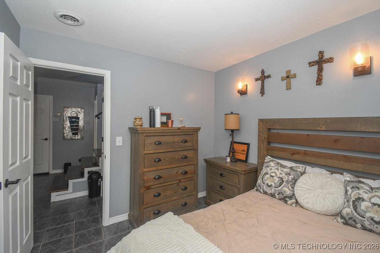 16230 Flint Ridge Drive Property Photo 33