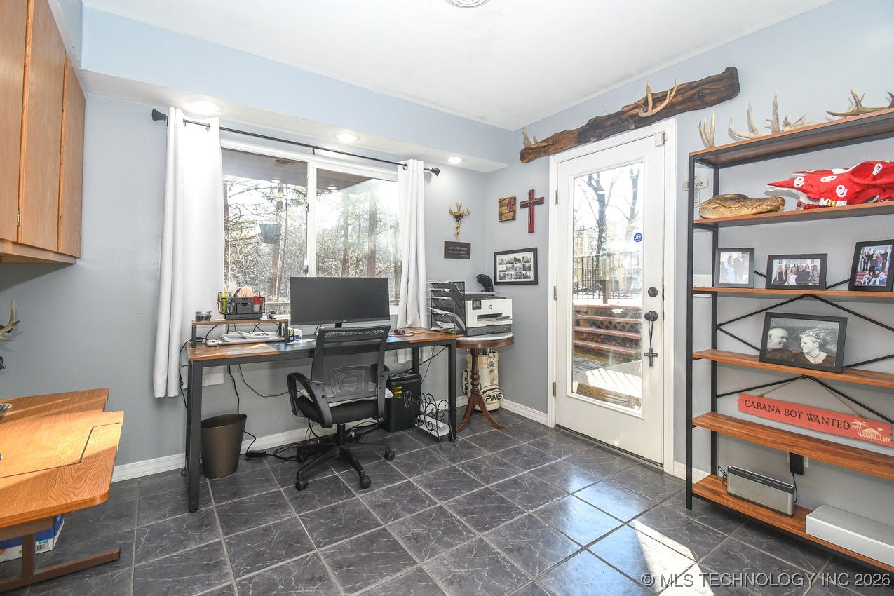 16230 Flint Ridge Drive Property Photo 40