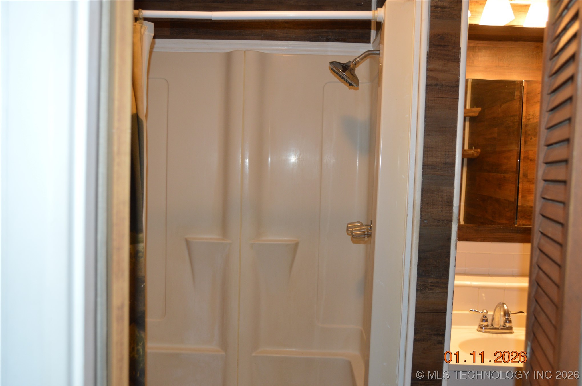 2540 N 185 Road Property Photo 4