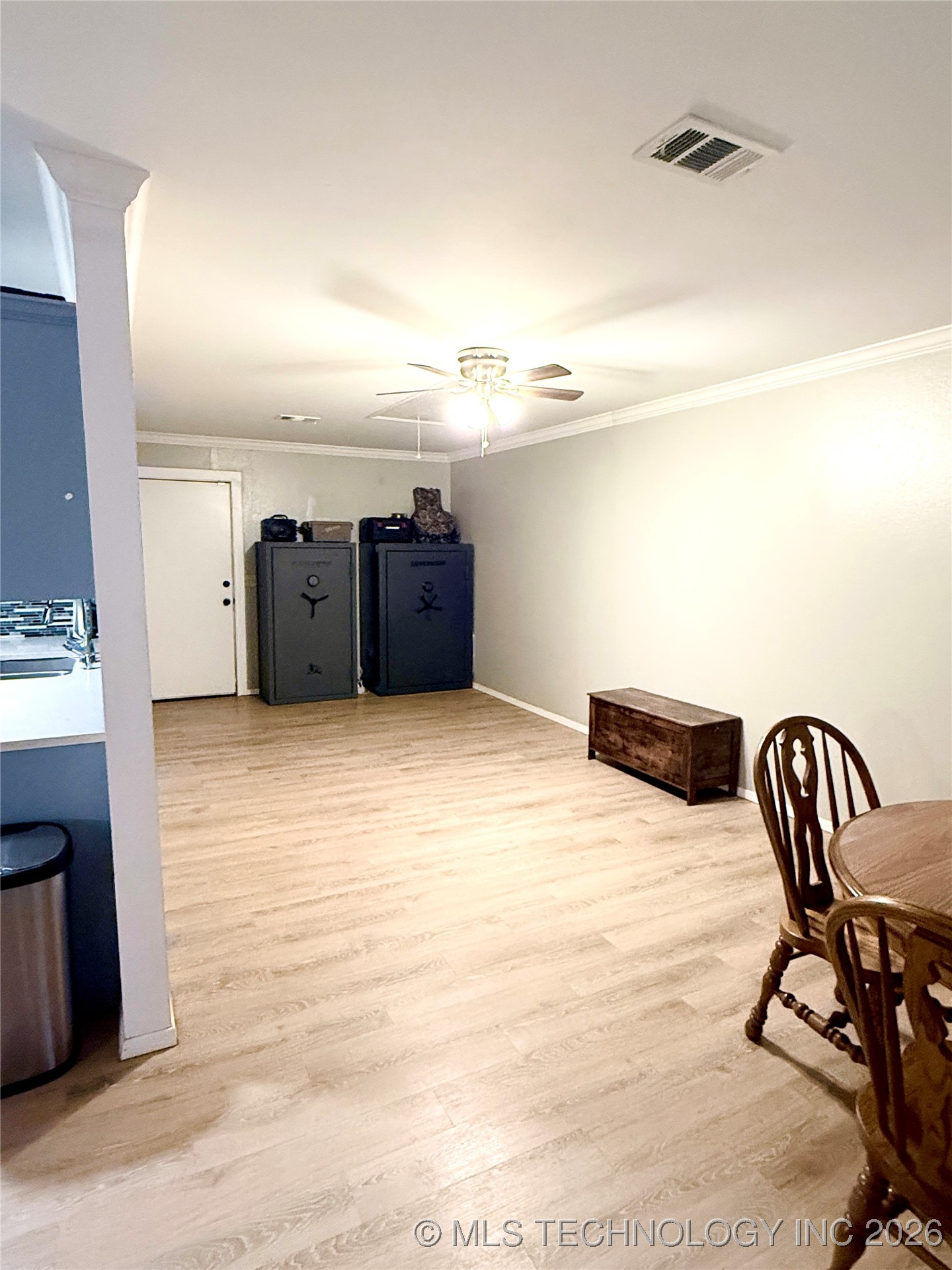 1418 N Lambert Street Property Photo 14