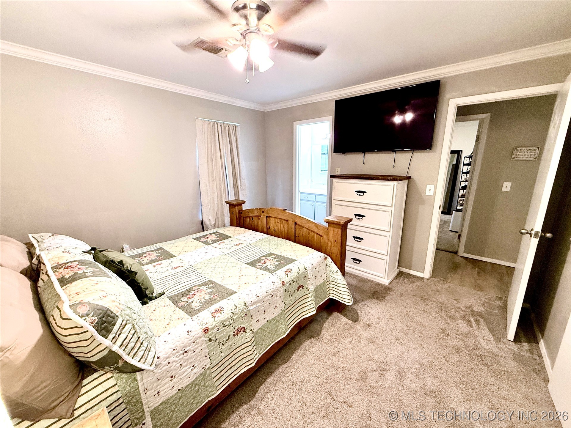 1418 N Lambert Street Property Photo 21