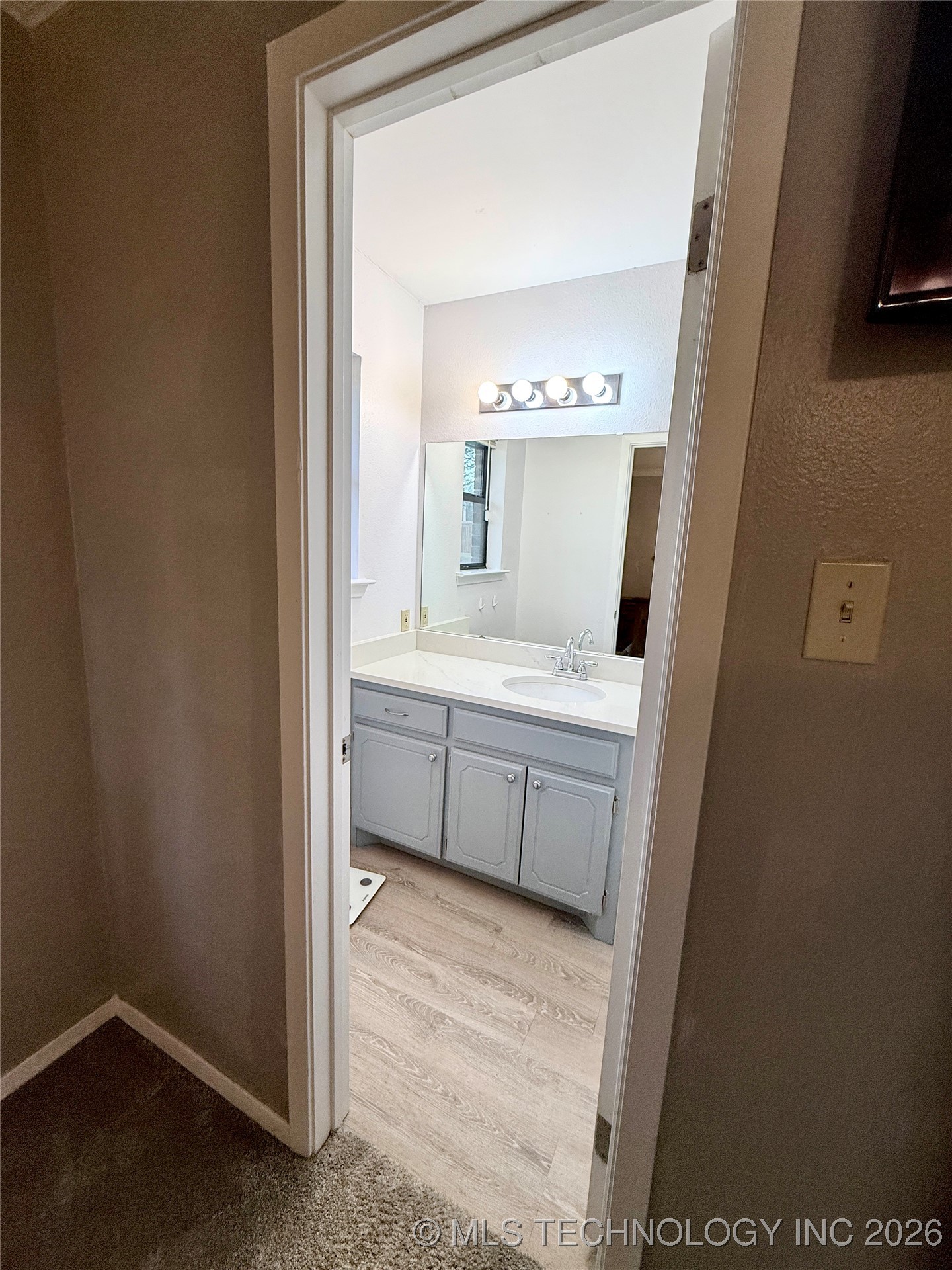 1418 N Lambert Street Property Photo 22