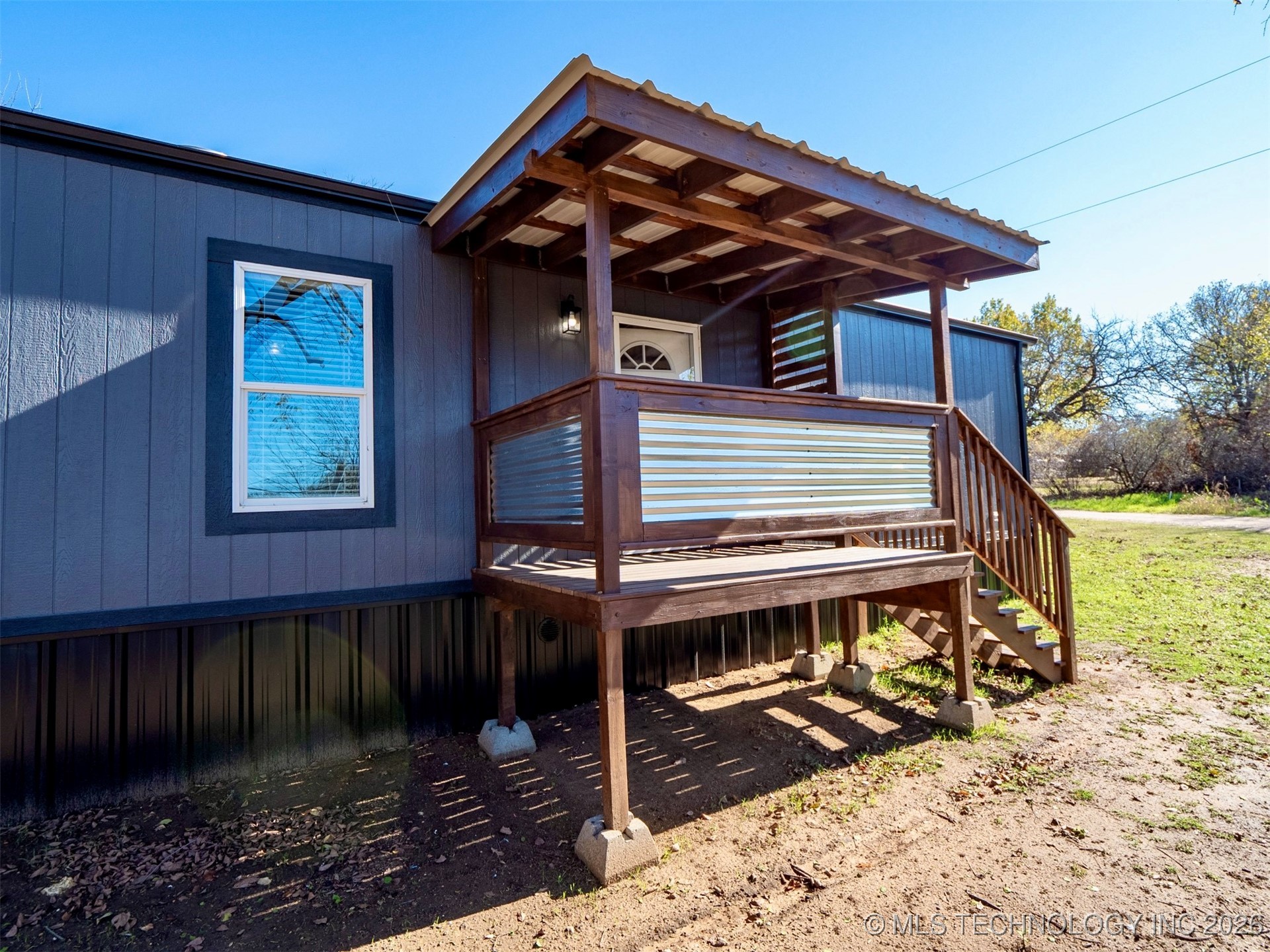 2109 Hawk Lane Property Photo 3