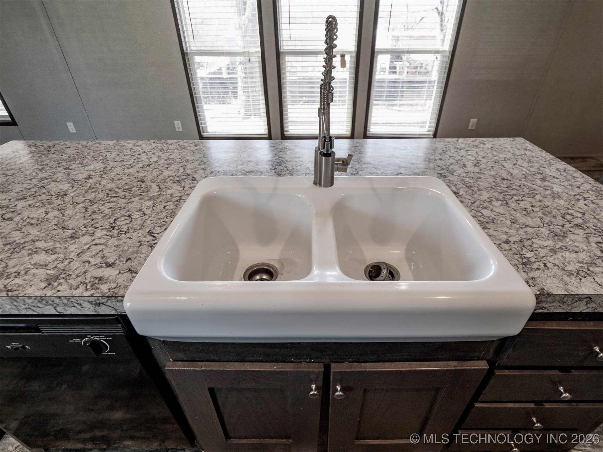 2109 Hawk Lane Property Photo 12