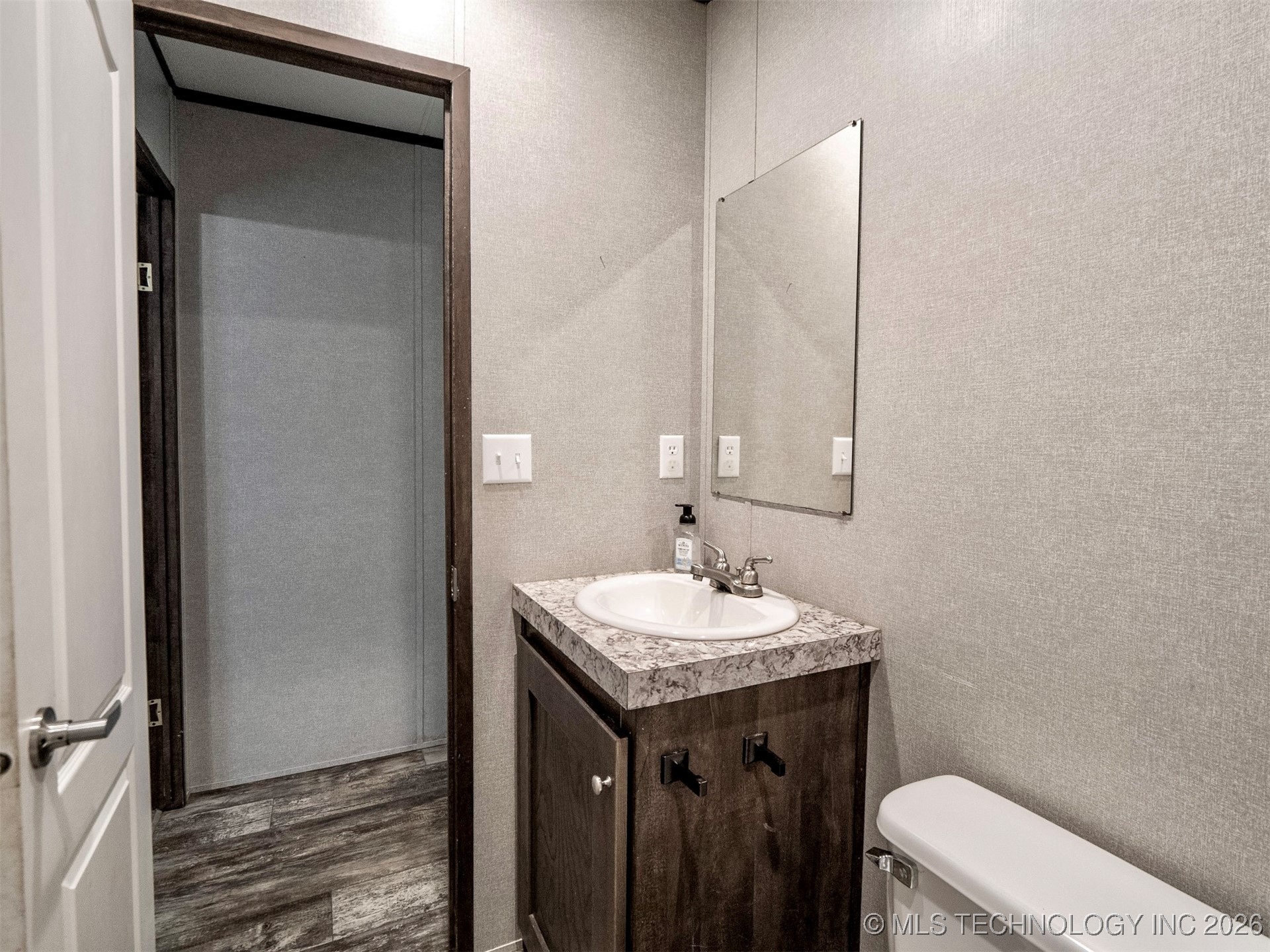 2109 Hawk Lane Property Photo 30