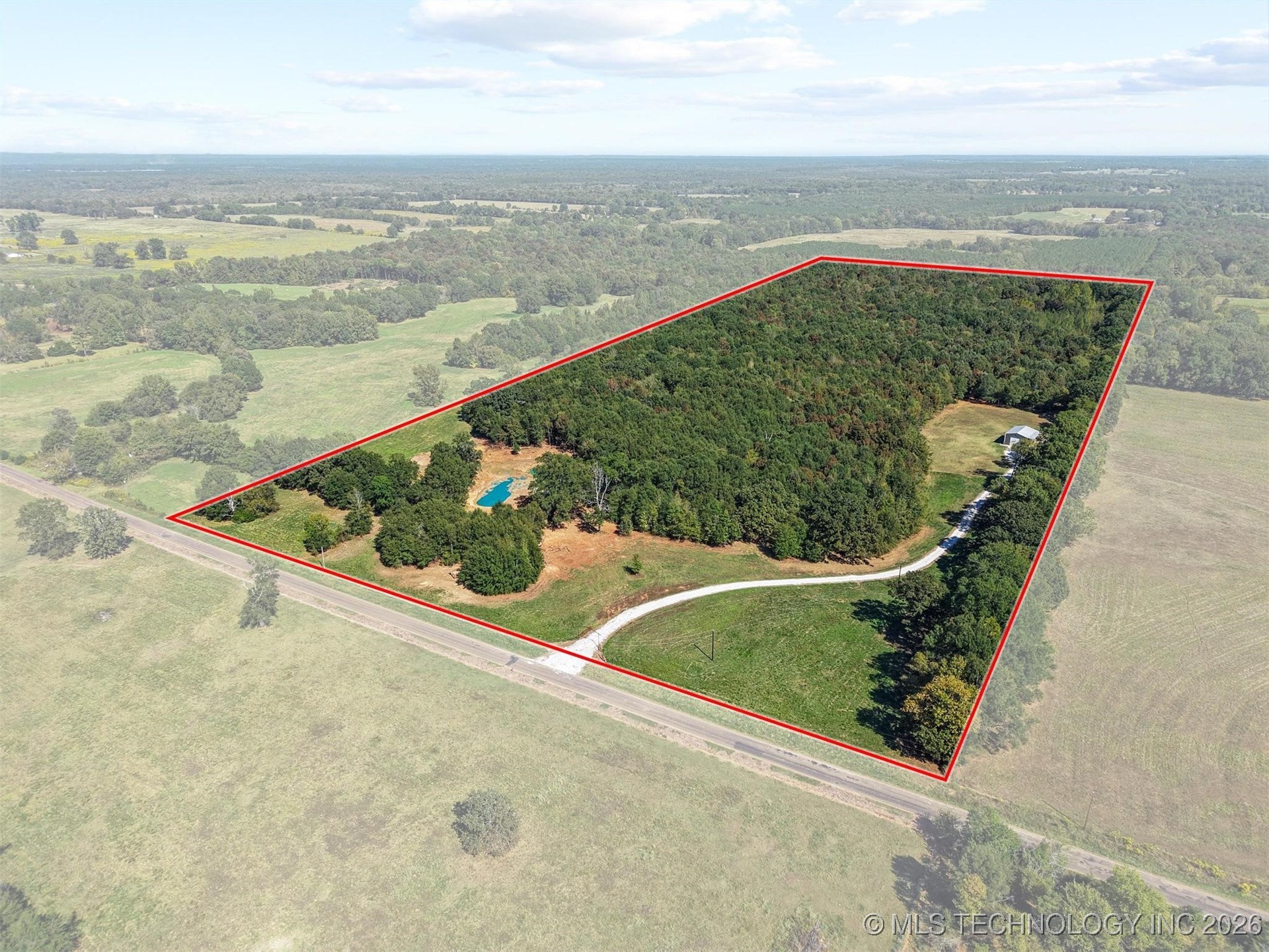 1552 Green Acres Road Property Photo 2