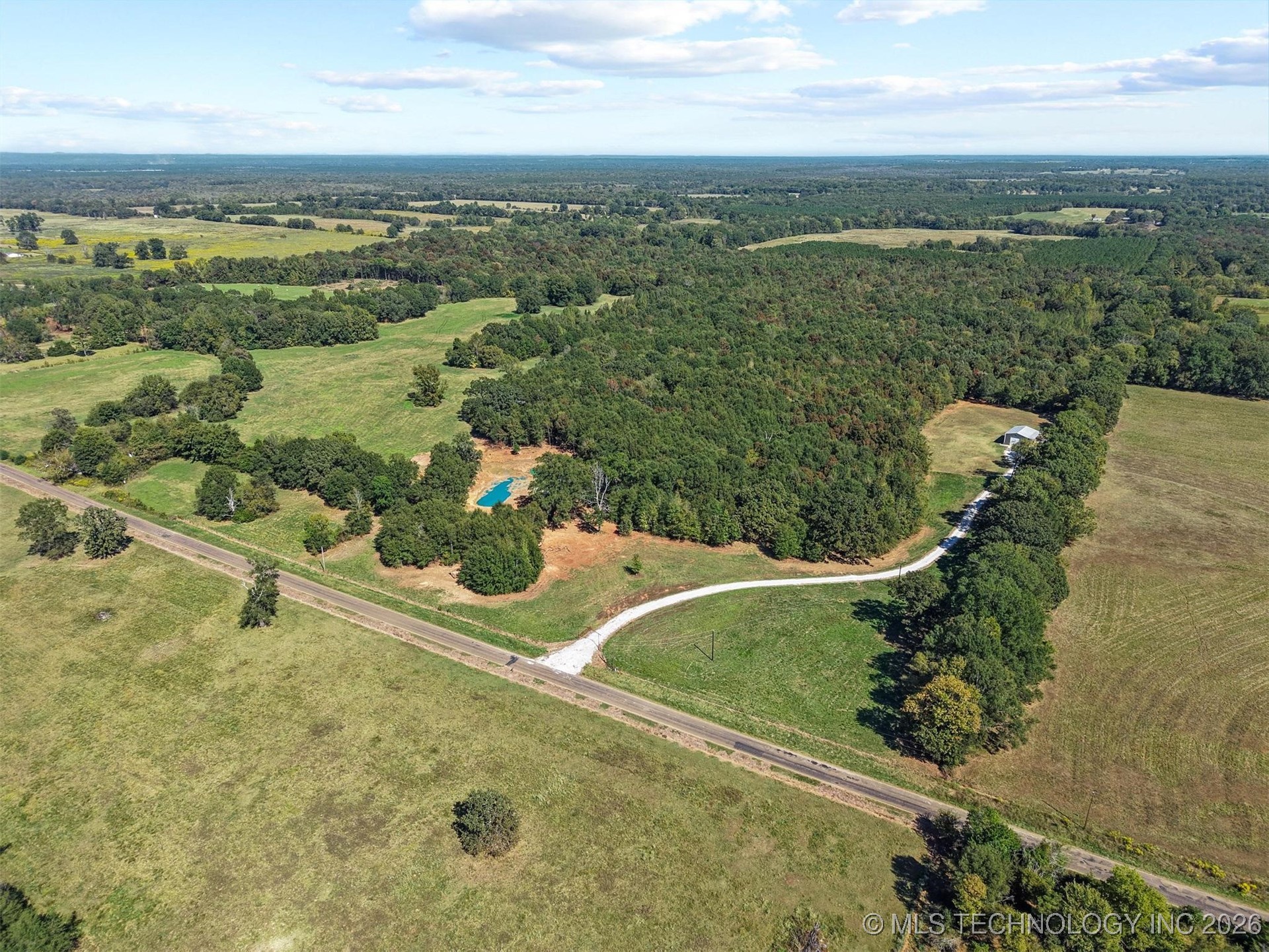 1552 Green Acres Road Property Photo 6