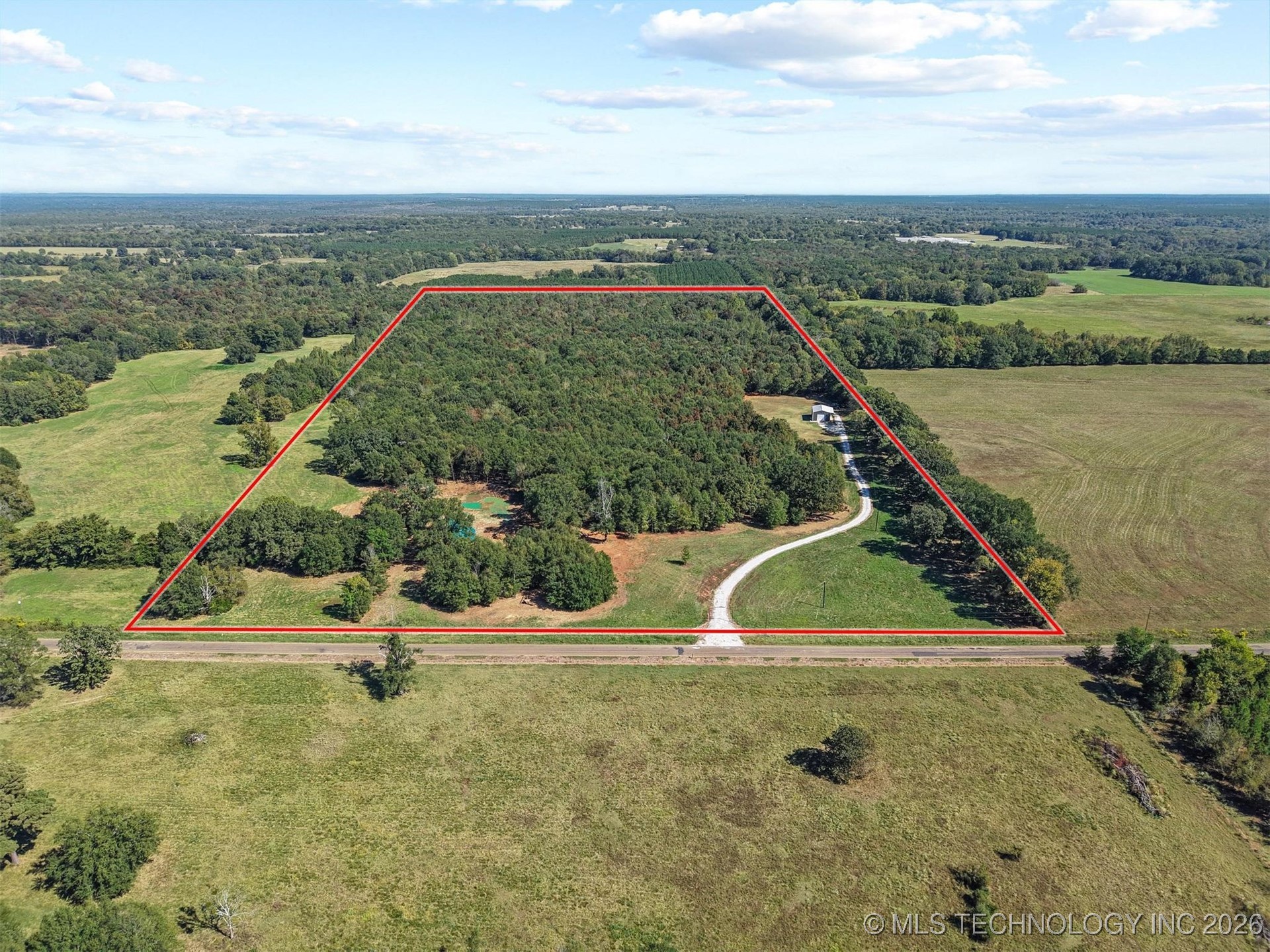 1552 Green Acres Road Property Photo 8