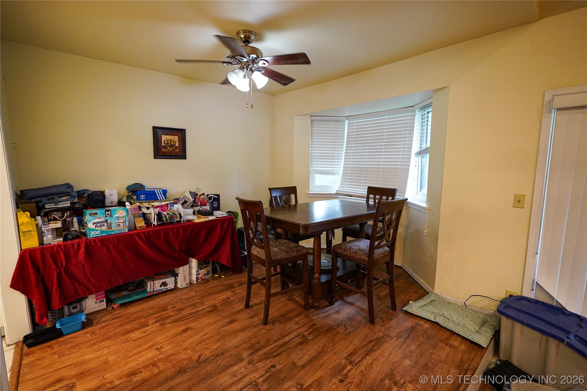 2613 Turner Street Property Photo 5