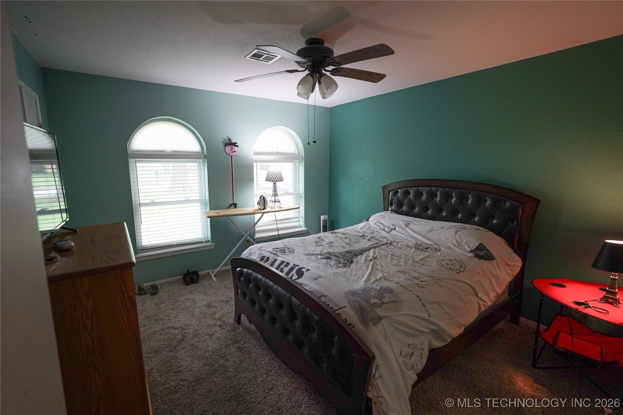 2613 Turner Street Property Photo 11