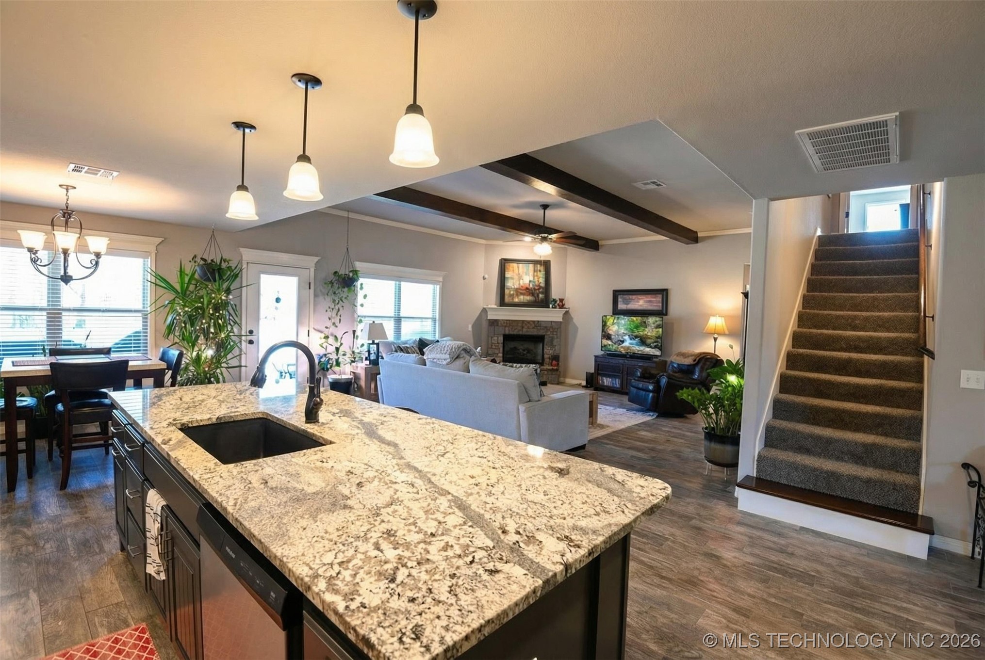 8221 N 154th East Avenue Property Photo 5