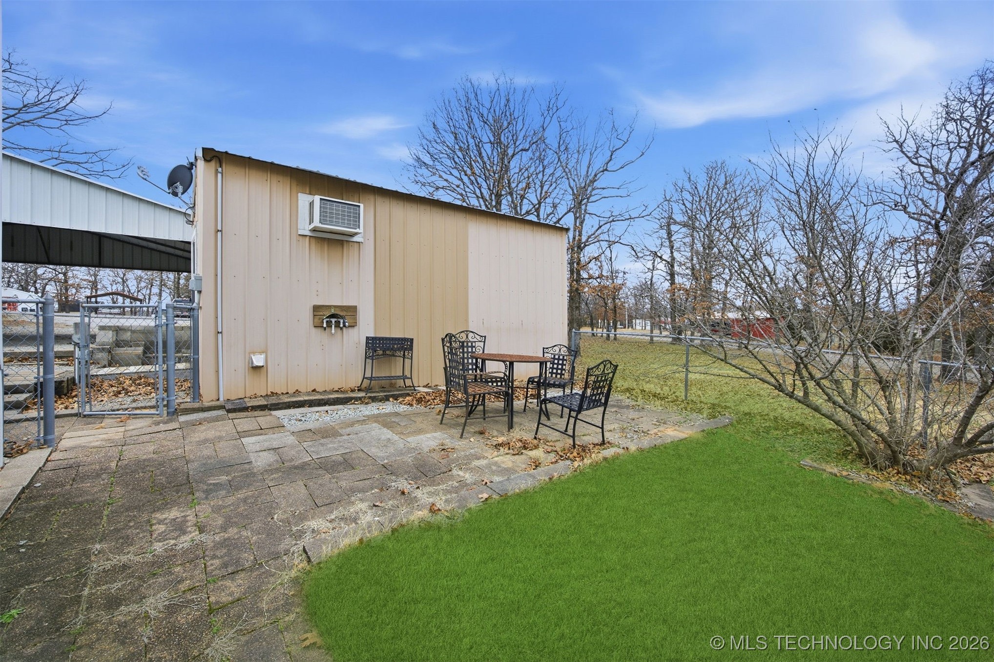 2568 Bristow Point Road Property Photo 9