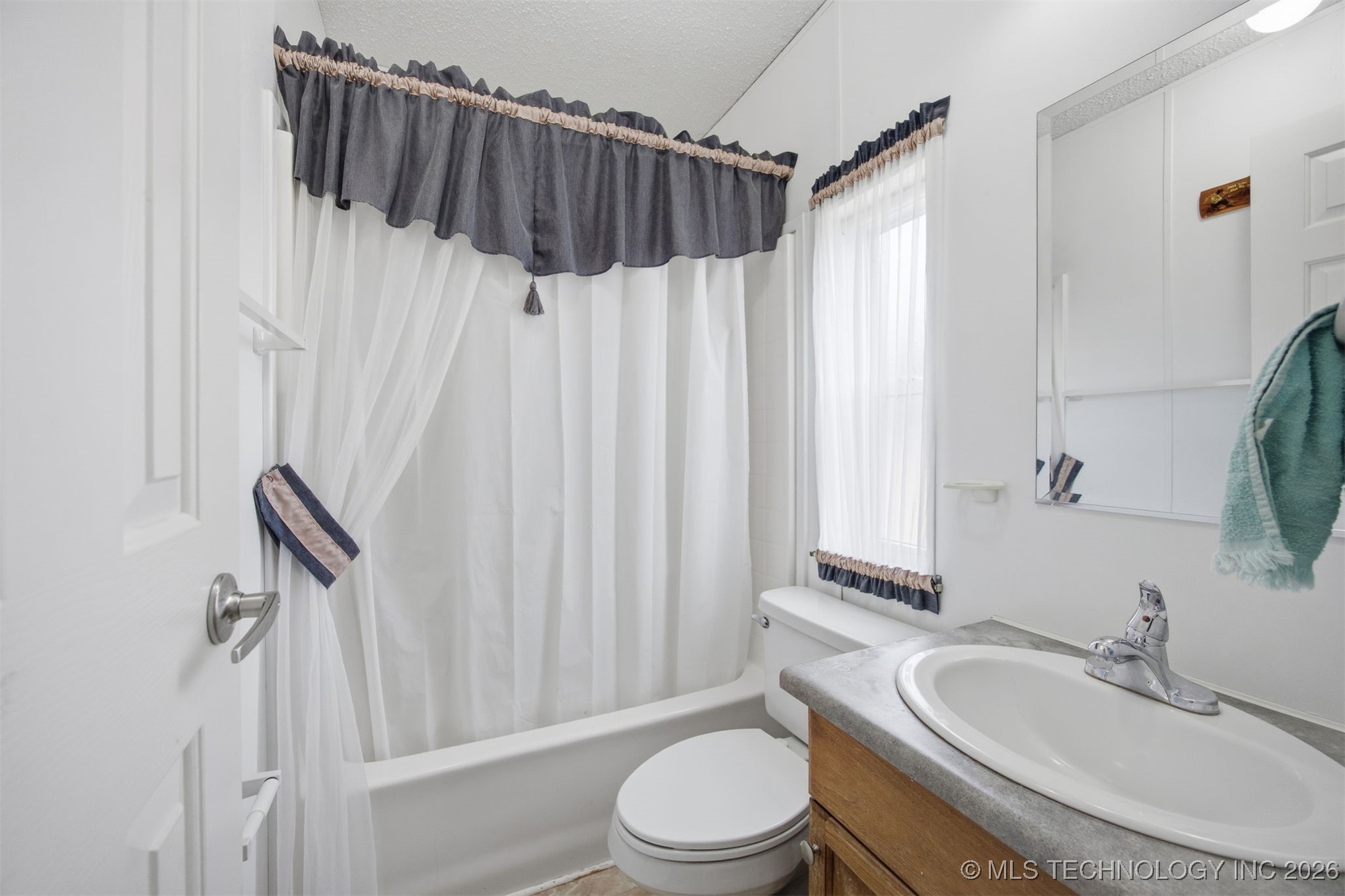 2568 Bristow Point Road Property Photo 30