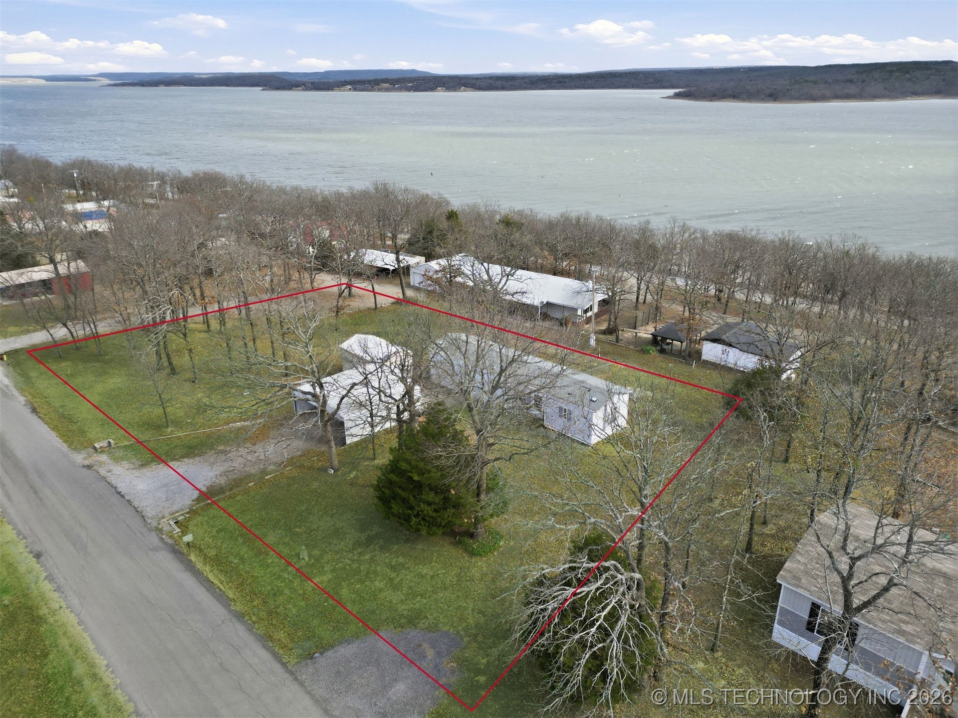 2568 Bristow Point Road Property Photo 32