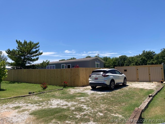 16935 County Road 3465 Property Photo 38