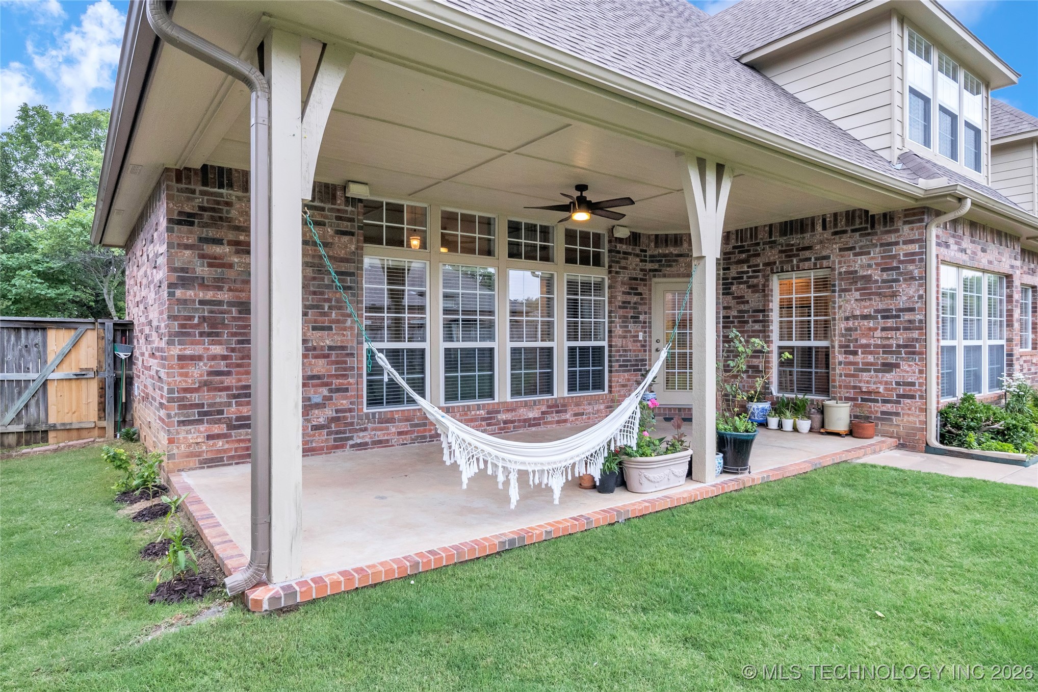 7813 E Commercial Street Property Photo 37