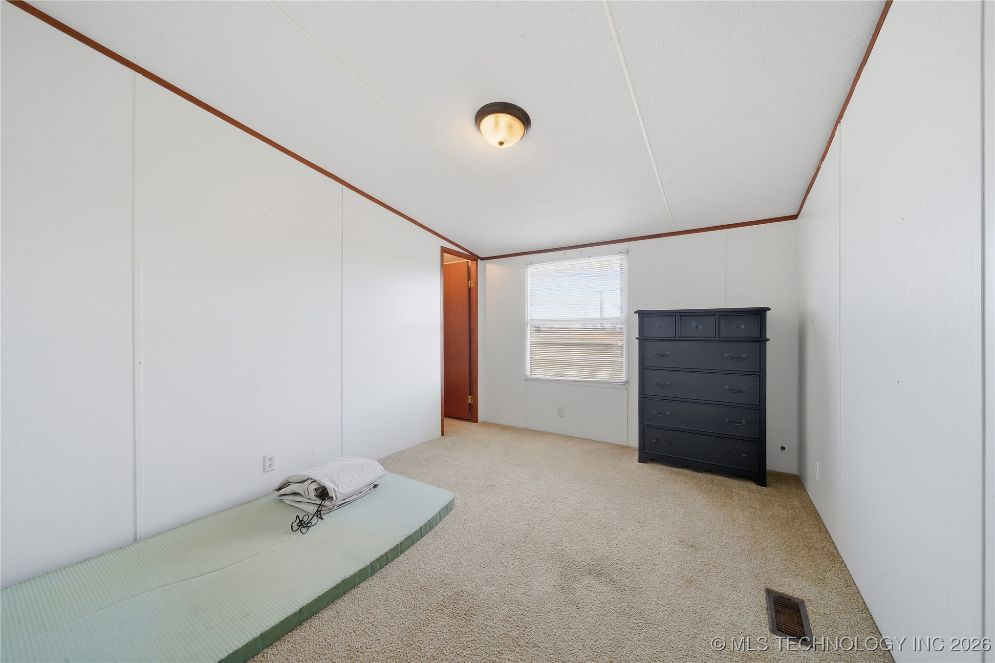 2900 S Hwy 169 Property Photo 12