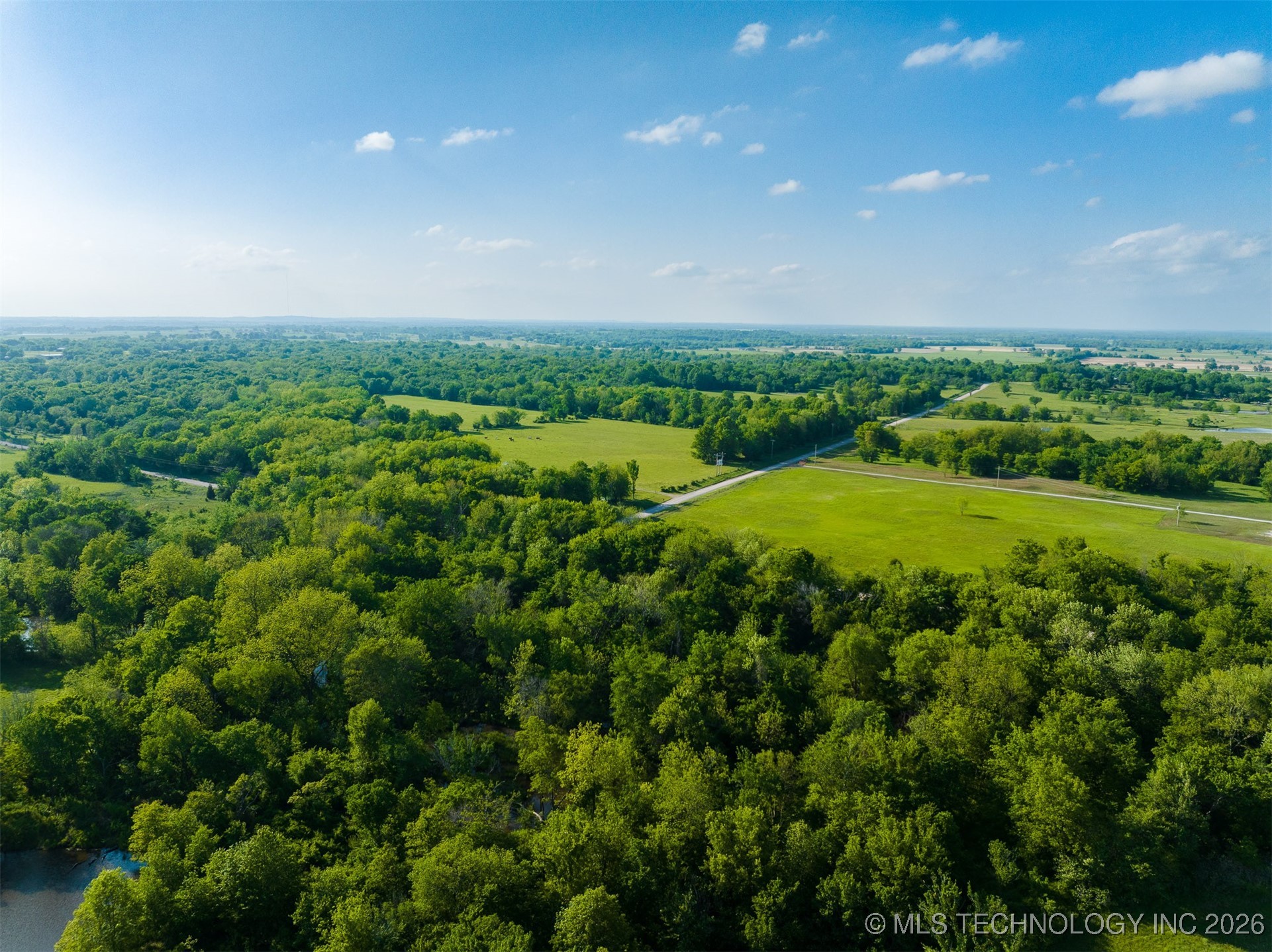 7 S 417th East Avenue Property Photo 3