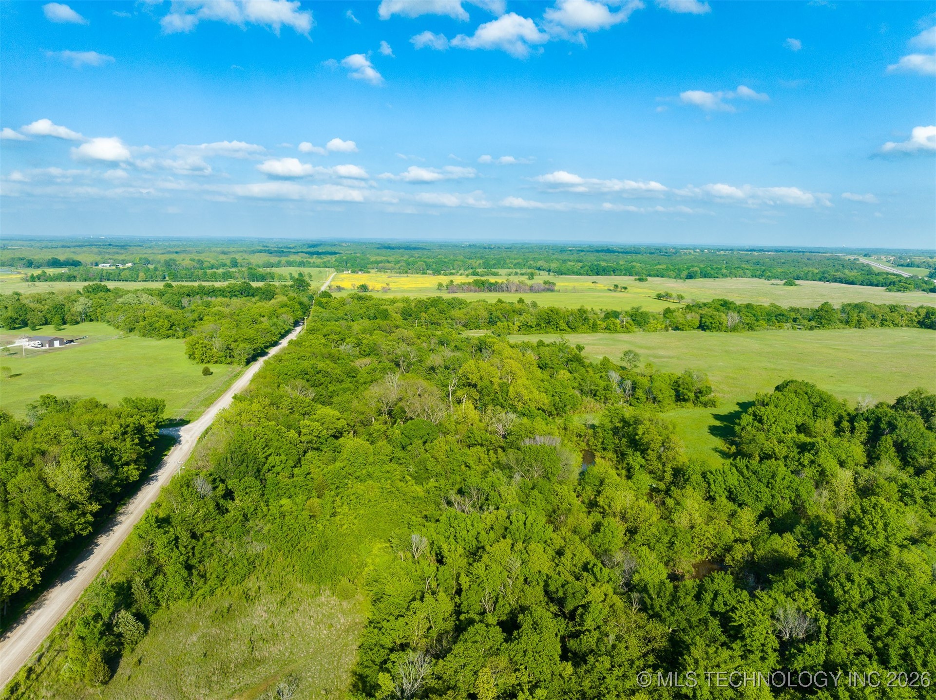 7 S 417th East Avenue Property Photo 6