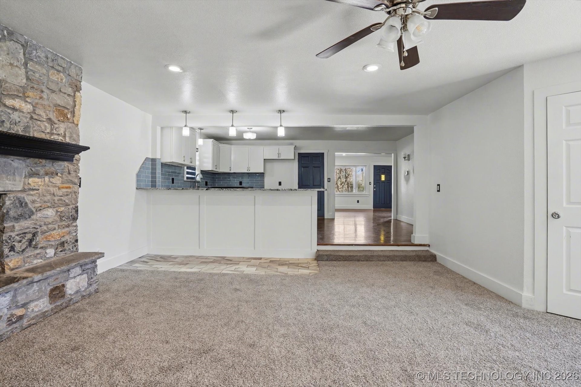 805 E Fort Worth Street Property Photo 5