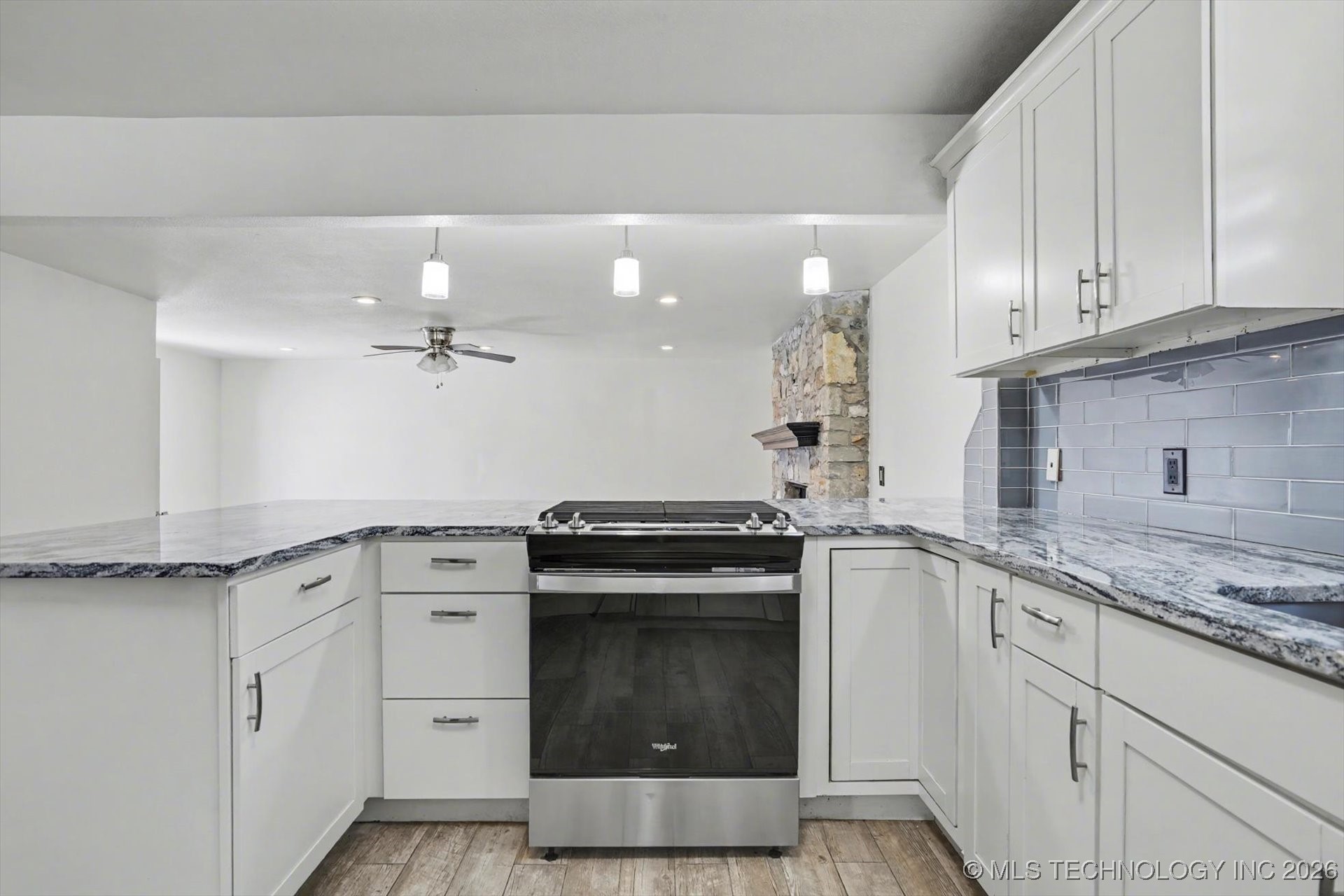 805 E Fort Worth Street Property Photo 11